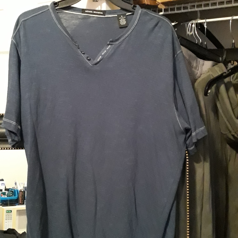 Men's shirt